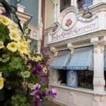 Ice Cream Company Disneyland Paris Main Street snacks and crepes
