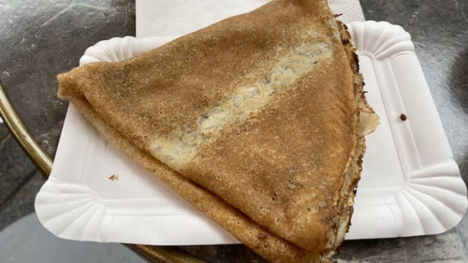 Nutella Crepe Disneyland Paris Food Market