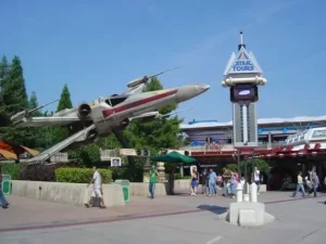 star tours hidden details Disneyland Paris